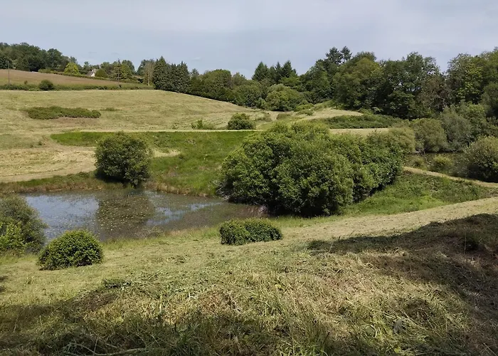 Campo de lujo Domaine Les Secrets De La Nature Savignac-Lédrier